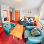 Szafir Гостьовий будинок 3*
